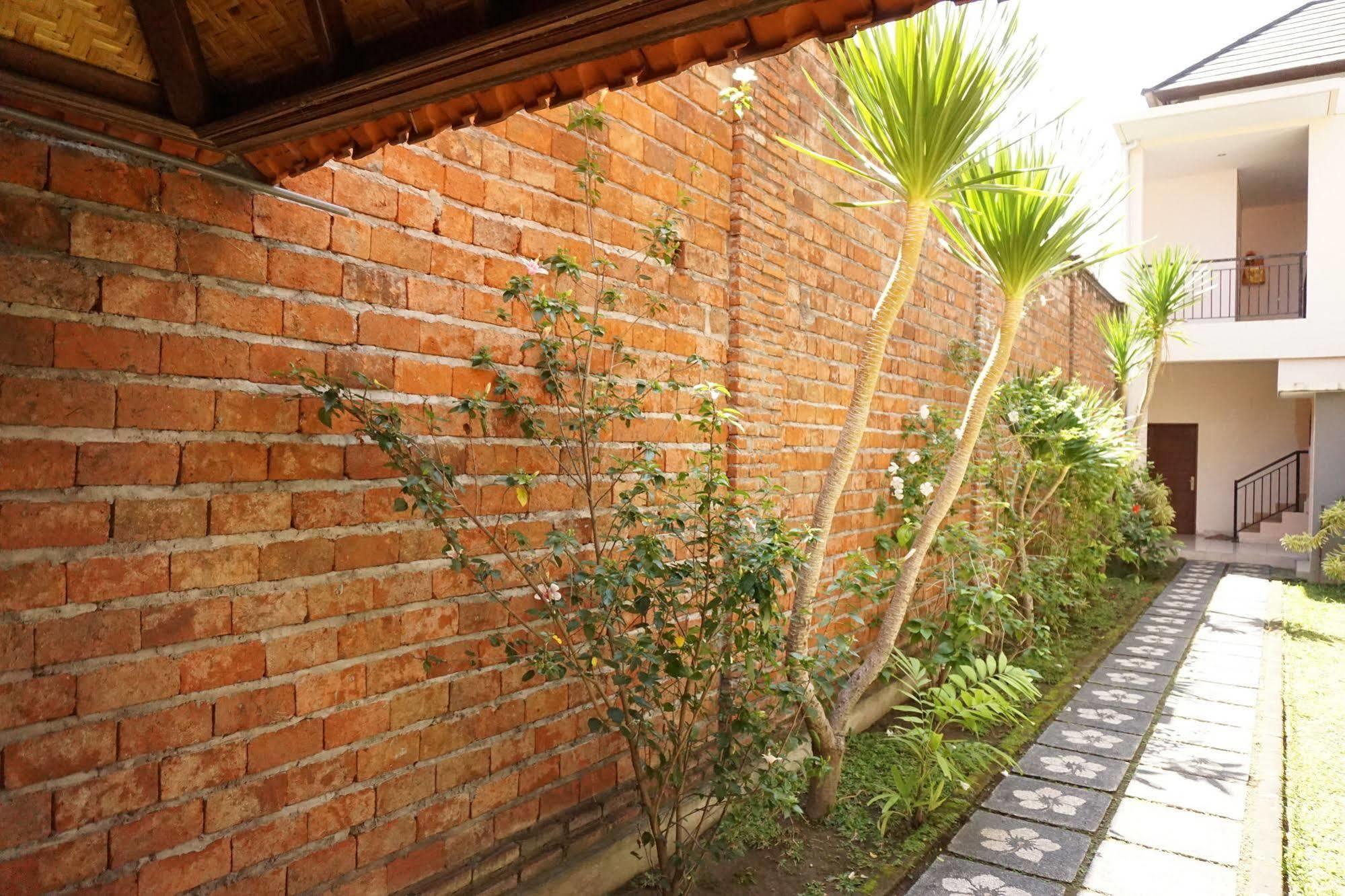 Cameng Homestay Denpasar Eksteriør bilde