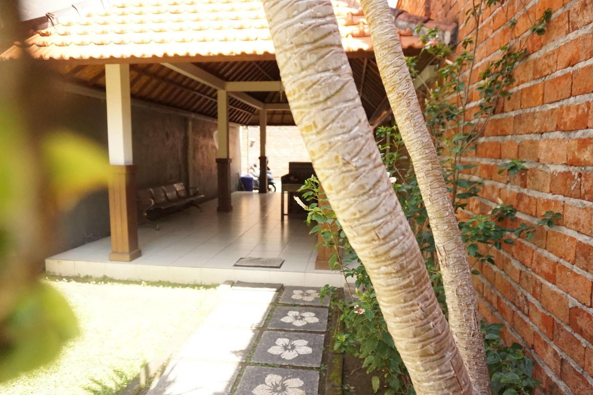 Cameng Homestay Denpasar Eksteriør bilde